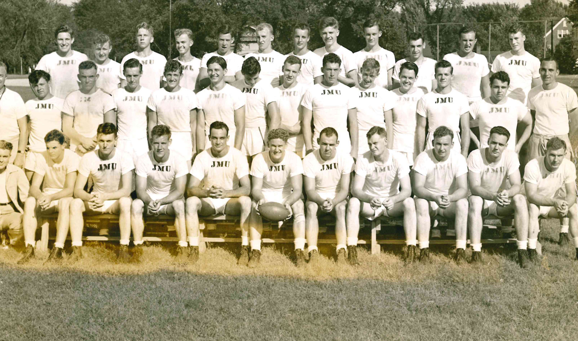 1942